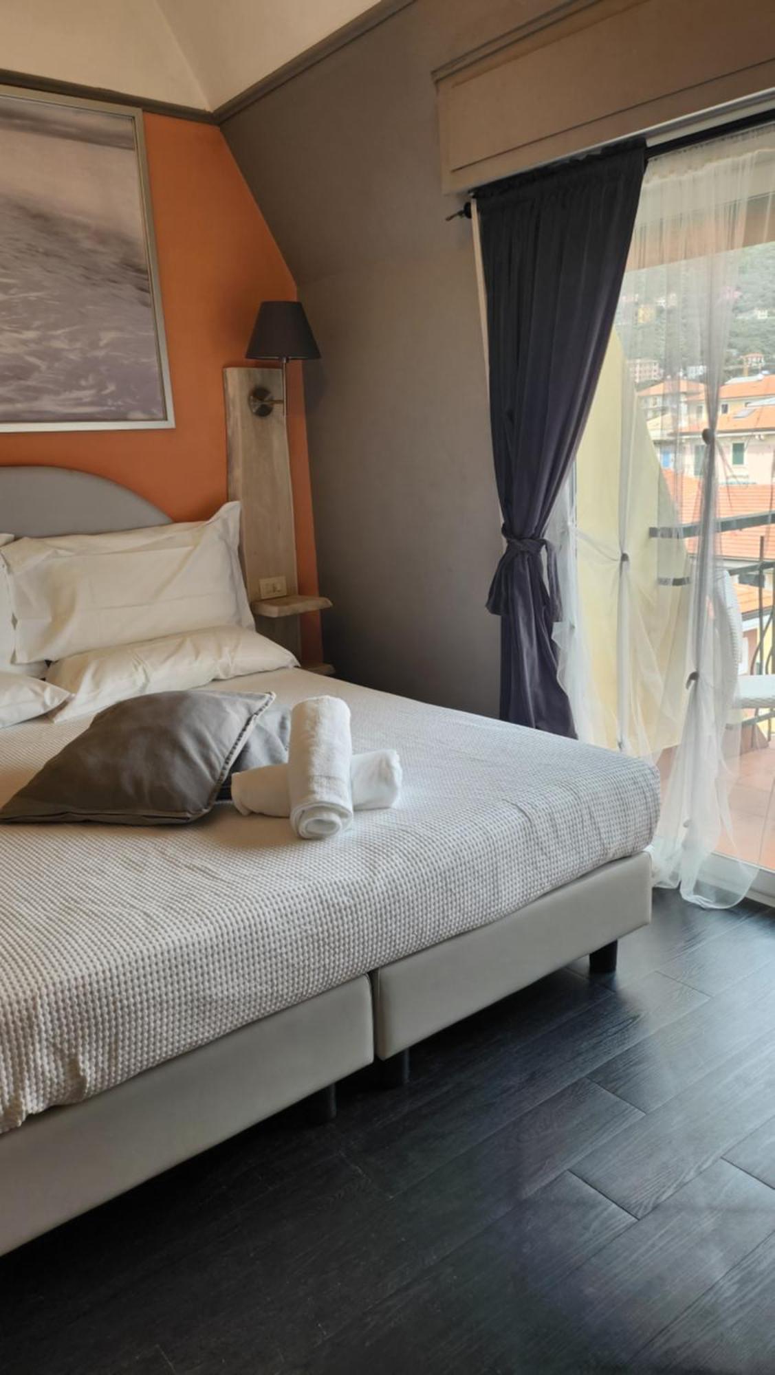 Hotel Zia Piera Chiavari Exterior photo
